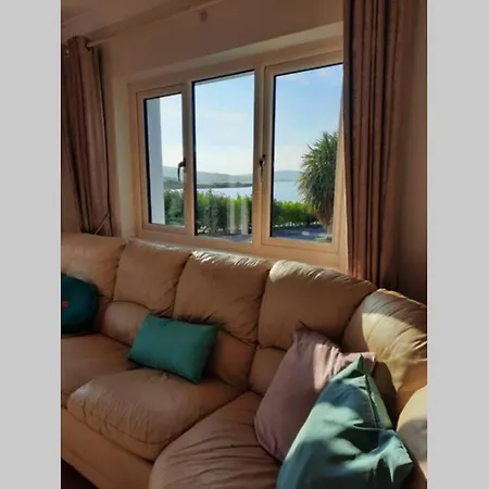 شقة Garden Meets Blue Sea For 2 People دينغل