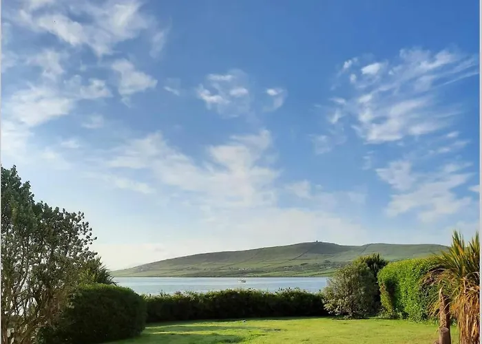 Garden Meets Blue Sea For 2 People 아파트